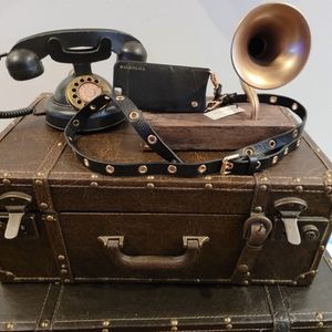 BNIB Bandolier iphone 6/6S/7/8 Crossbody phone case w/adjustable strap